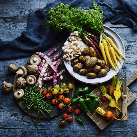 Seasonal Vegetable Box, 10 Items, Serves 2 Nature's Choice Ltd B6-NL1E-DFVX